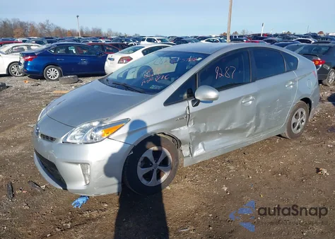 2013 Toyota Prius Three z USA, uszkodzony, nr VIN JTDKN3DU0D5634684